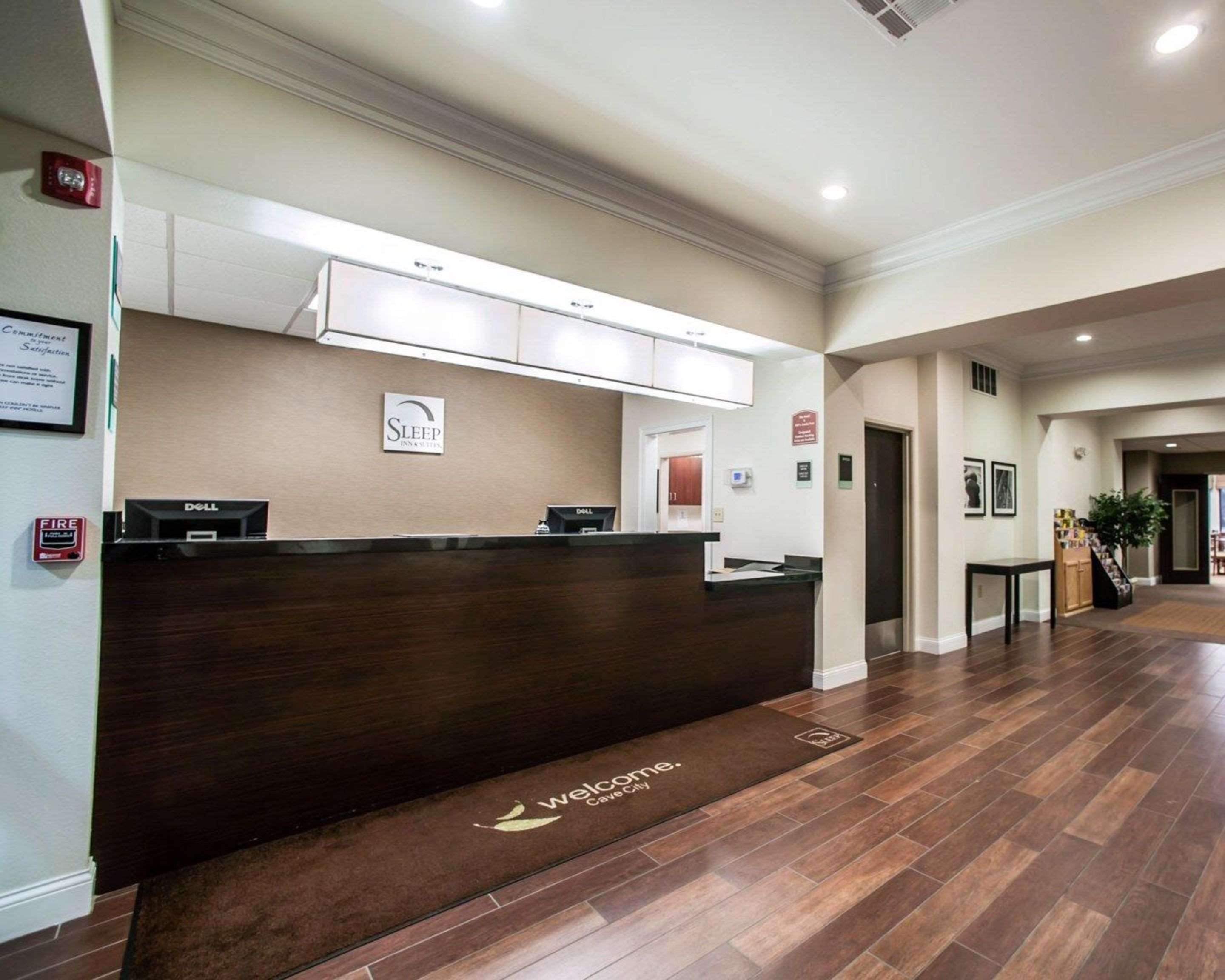 Sleep Inn & Suites Cave City Εξωτερικό φωτογραφία